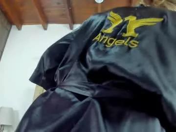 Freechat allisson_m on Chaturbate