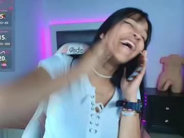 Freechat andrea_brunette_ on Chaturbate