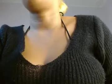 Freechat april__bunny on Chaturbate