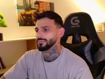 Freechat aressteel on Chaturbate