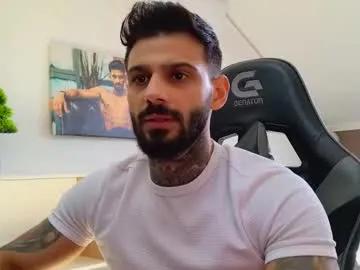 Freechat aressteel on Chaturbate