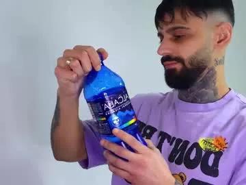 Freechat aressteel on Chaturbate