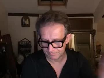 artisterotic — Artisterotic's room welcome