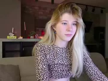 bella_amoury on Chaturbate 