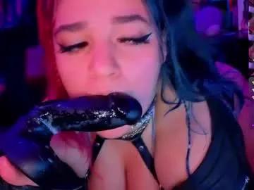 Freechat booboosperfectfacefuck on Chaturbate