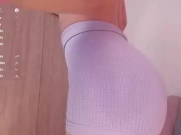 Freechat carolinna_ on Chaturbate