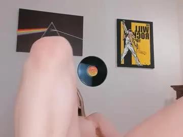 Freechat cassieholland on Chaturbate