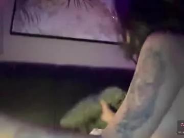 chenne_lovi on Chaturbate