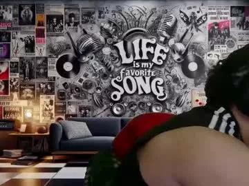 Freechat chinoroz on Chaturbate