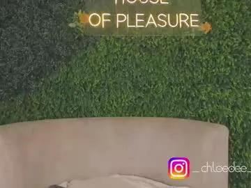 Freechat chloe_dee_ on Chaturbate