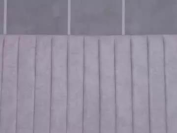 Freechat chloe_dee_ on Chaturbate