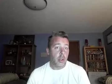 Freechat chrisw8121 on Chaturbate