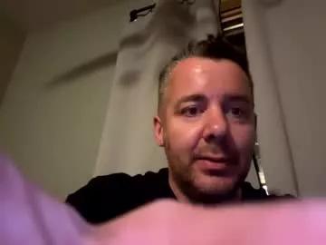 Freechat chrisw8121 on Chaturbate