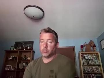 Freechat chrisw8121 on Chaturbate