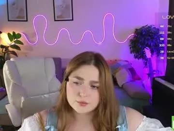 Freechat cosycute on Chaturbate