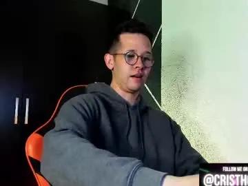Freechat cristhoperfly on Chaturbate