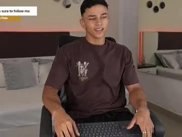 Chaturbate danteestone is Freechat danteestone — Muscles tight, skin tan, and stamina for days. Come play #18 #feet #cum. #bigass. #natural