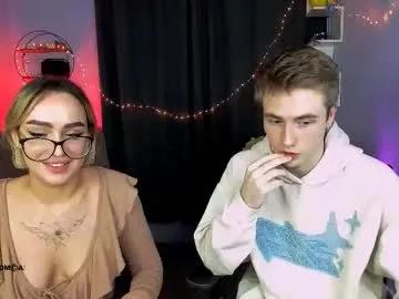 david_sunny — GOAL: make out [207 tokens remaining] Welcome to my room! #nude #lovense #18 #sph #bigdick