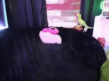 elle4you on Chaturbate 