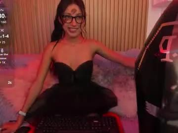 Freechat emma_rousse_ws on Chaturbate