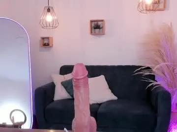 Freechat escarlett_wii on Chaturbate