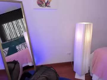 Freechat escarlett_wii on Chaturbate