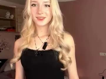 evaqt — Hi! im Eva and im #new here! GOALTake off my shortsLove pattern 222tk #18 #skinny #shy #lovense [222 tokens remaining]