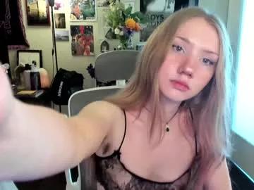 eve003300 on Chaturbate 