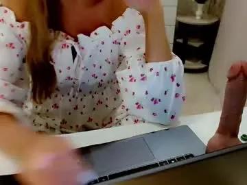 evelove33 on Chaturbate 