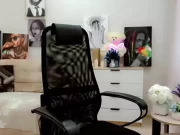 evelove33 on Chaturbate 