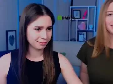 Freechat flora_ri on Chaturbate