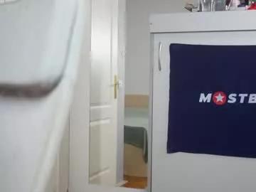 Freechat foxeslovefoxes on Chaturbate