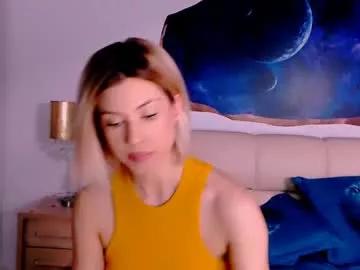 Freechat foxydevilish on Chaturbate