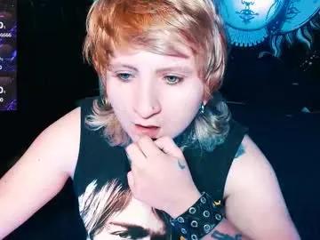 Freechat ftmblueyes on Chaturbate