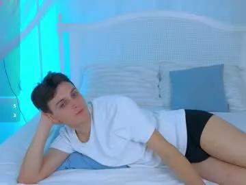 ggimperator — GOAL: show feet [77 tokens remaining] Welcome to my room! #new #gay #shaved #pvt #ukraine