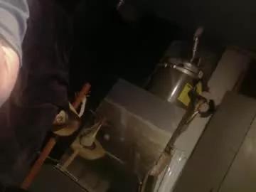 Freechat handyman5303 on Chaturbate