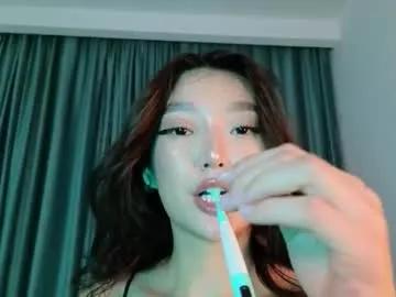 Freechat hey_herbal on Chaturbate