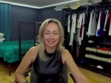 Chaturbate julia__cherry_ is Freechat julia__cherry_ — Welcome to my room! #feet #mature #milf #new #nonude