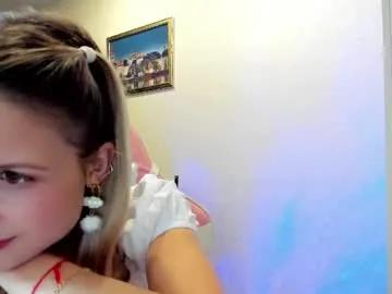 Freechat julie_flores on Chaturbate