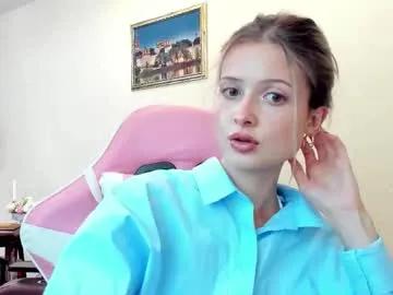 Freechat julie_flores on Chaturbate
