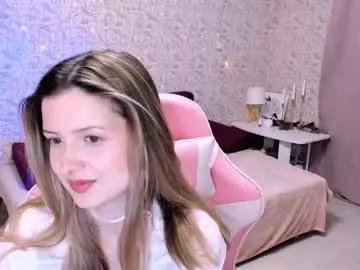 Freechat julie_flores on Chaturbate