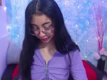 Freechat kalilowe_ on Chaturbate