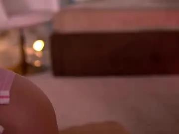 kaylabray — Fall into temptation this autumn fav levels: 111/222/333/444/1111/2222 - Goal: Dildo ride  [1226 tokens left] #deepthroat #bigboobs #teen #young #squirt