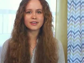 Freechat kendraedger on Chaturbate