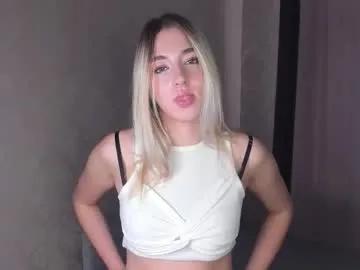 kiki_bloom — Lower my shorts and slap me gently  <3 #teen #new #18 #shy #skinny [18 tokens remaining]