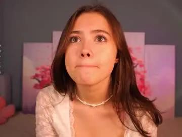 Freechat kissiekat on Chaturbate