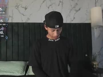 Freechat labrinthteasing on Chaturbate