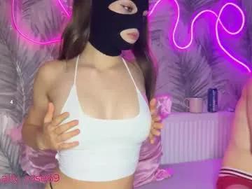 lallyrose69 on Chaturbate 