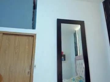 laurem_paulette — totally naked bathed in oil [198 tokens left] #bigass #brunette #bbw #c2c #feet #blowjob