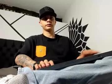 Freechat liaamsmiith_ on Chaturbate